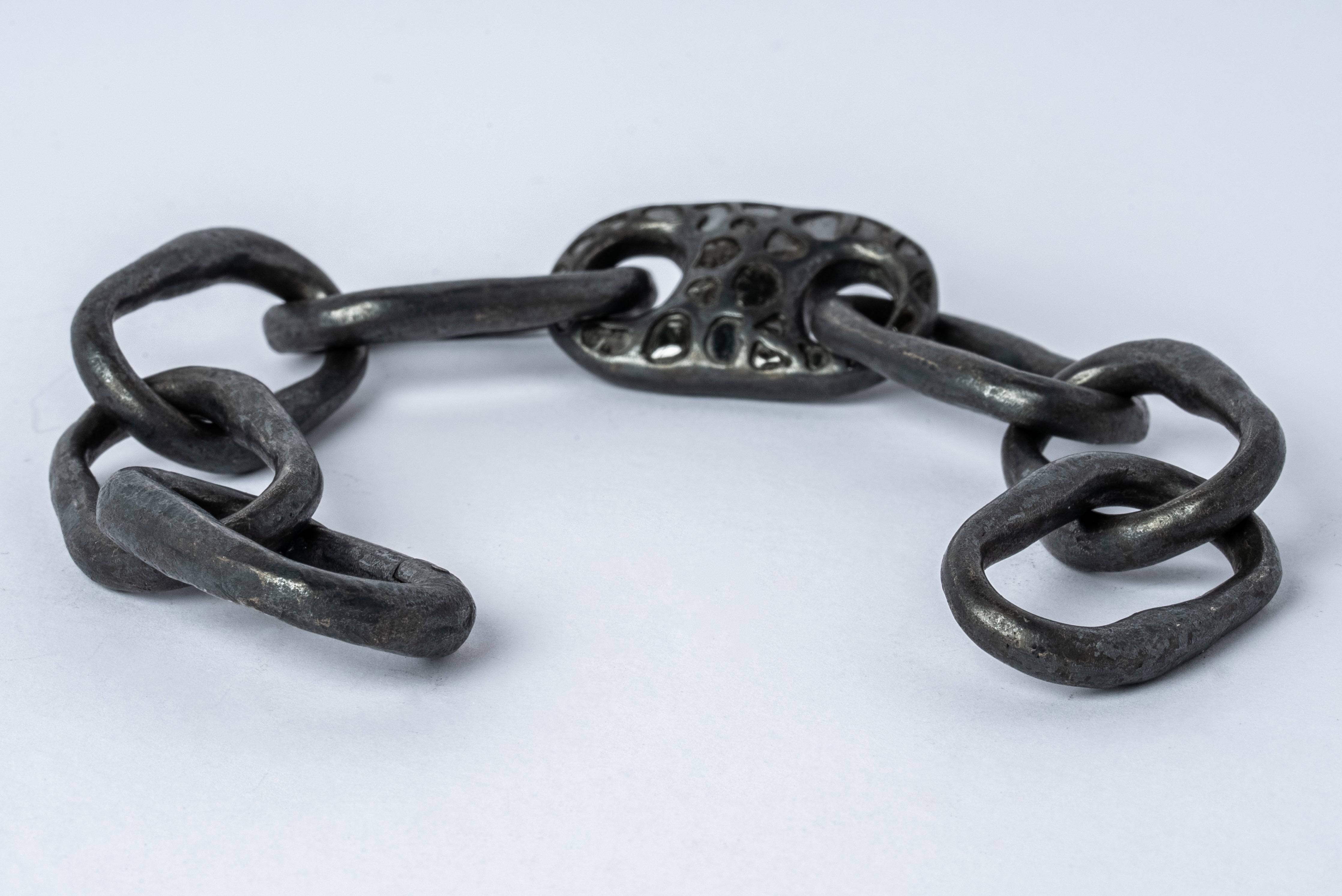 Roman Small Link Bracelet w/ Small Closed Link (Mega Pavé, KA+DIA ...