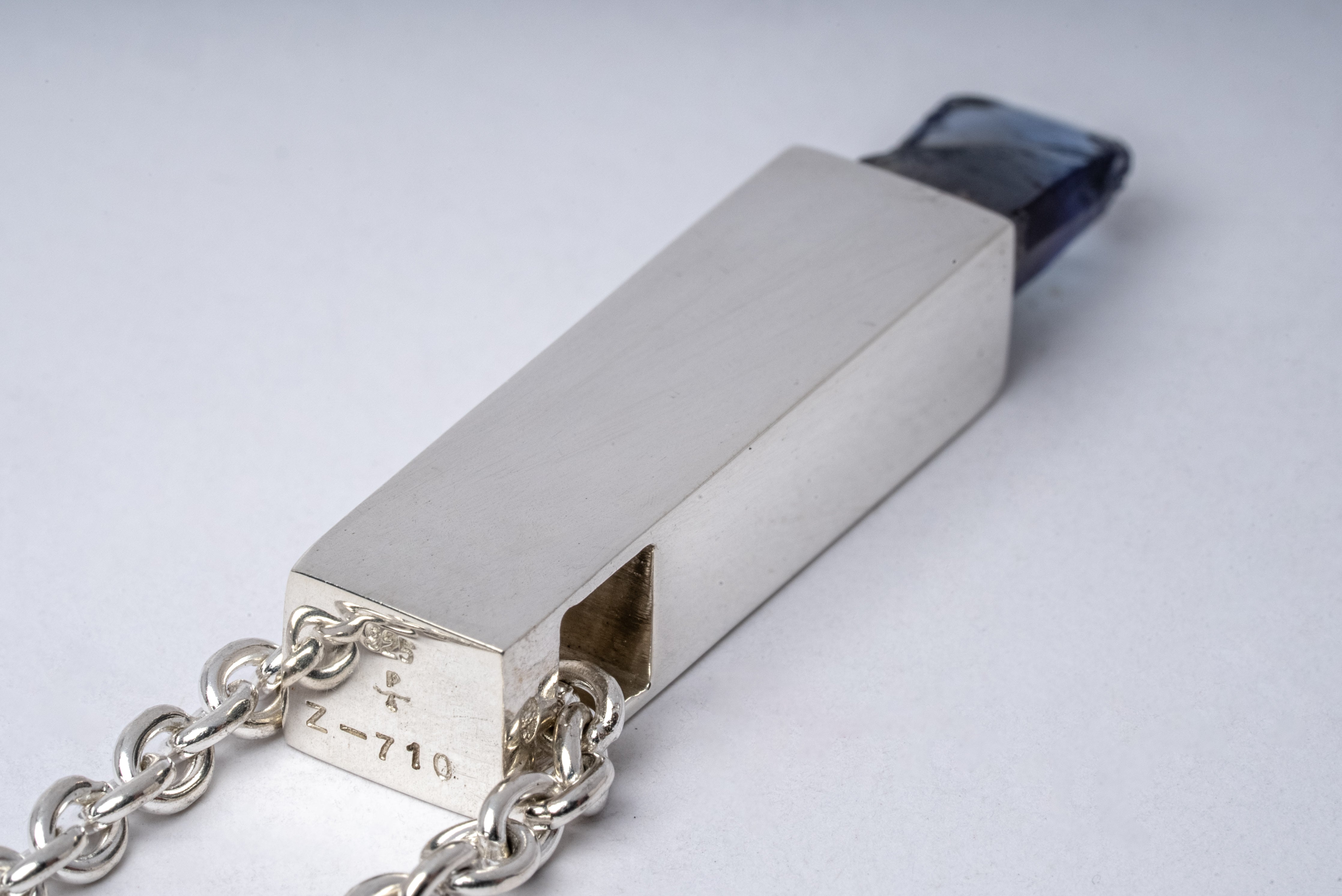 Necklace/Key Ring Razor Blade Silver