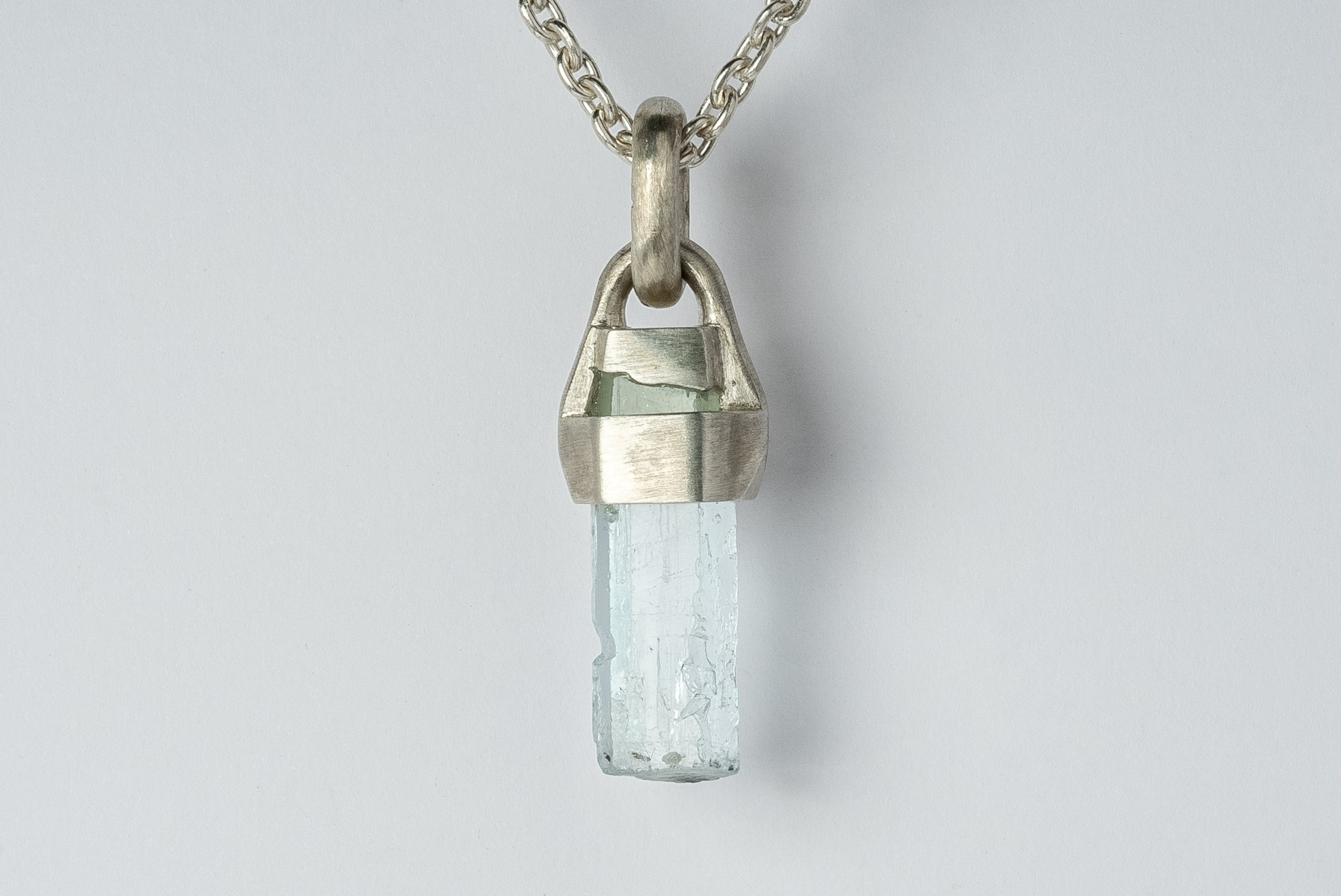 Gift for Crystal Lovers: Aquamarine for Hope