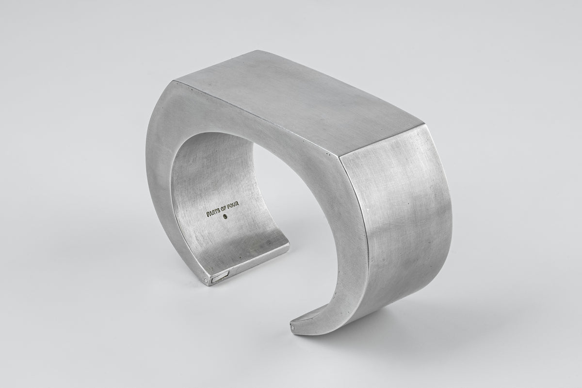 アクセサリー PARTS OF FOUR Crescent Plane Bracelet Crescent Plane Bracelet (30mm, AS) – Parts of Four